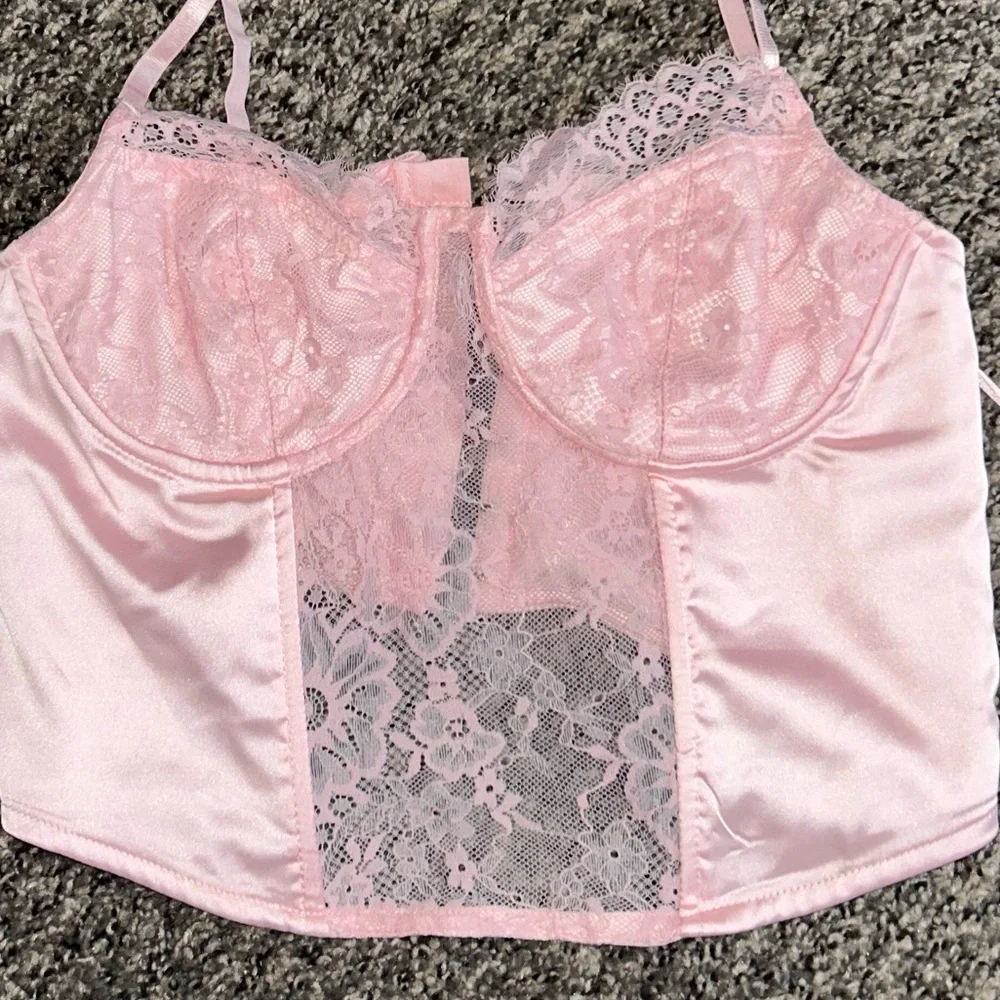 Women’s Lingerie - Picture 2 of 4